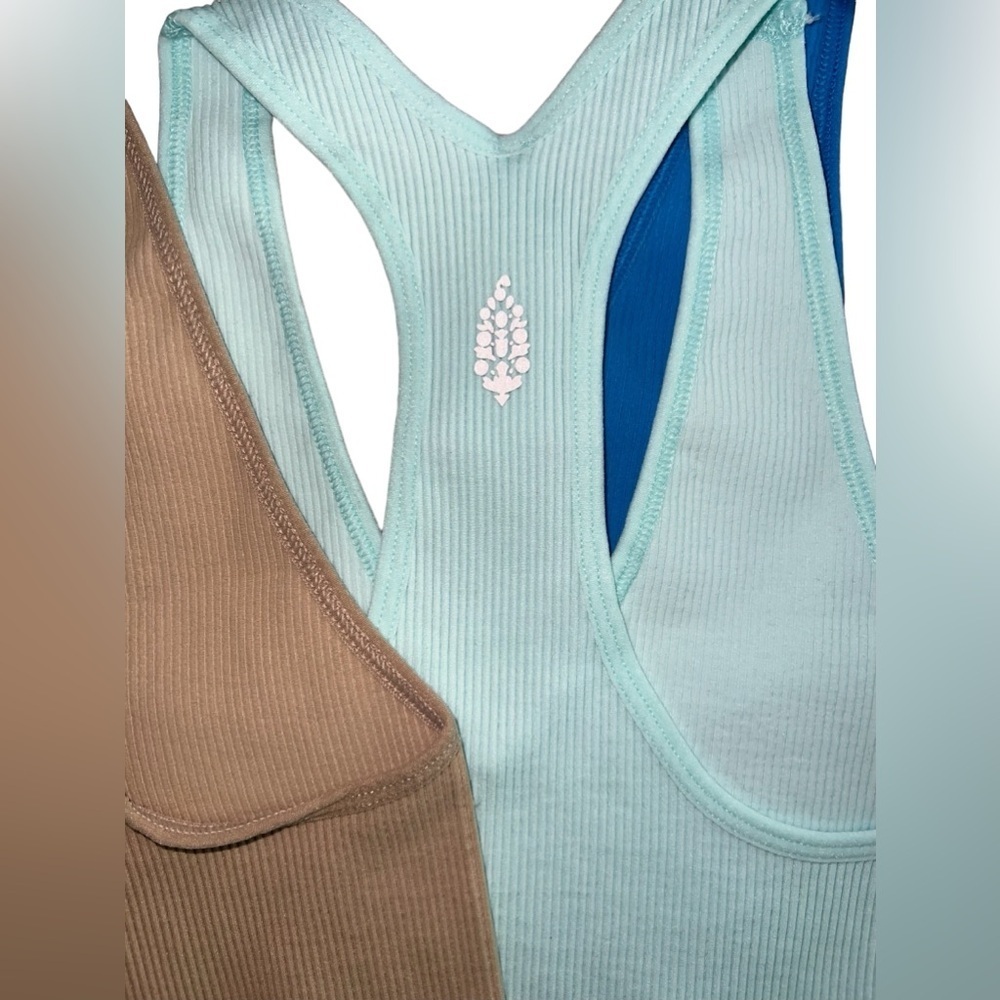🏀Free People FP Movement The Free Throw Long Crop Tank Mint Green Tan XS - Picture 5 of 8